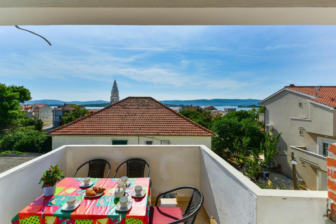 Apartments Lavanda Turanj Luaran gambar