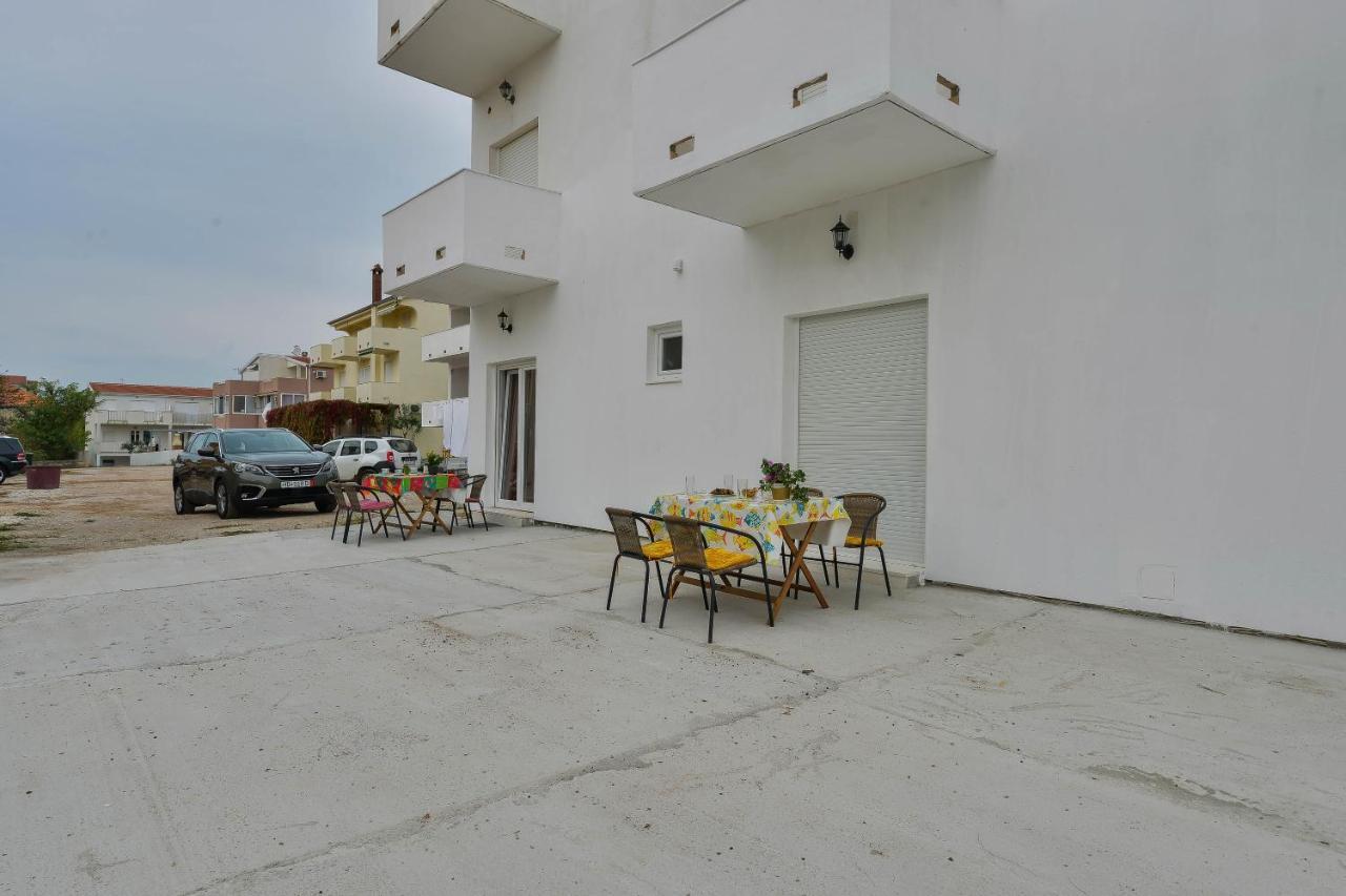 Apartments Lavanda Turanj Luaran gambar
