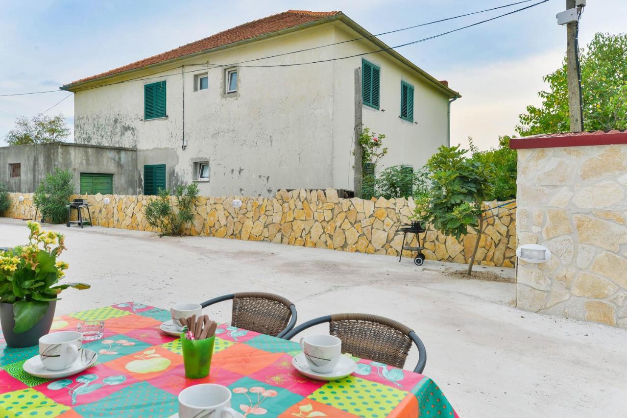 Apartments Lavanda Turanj Luaran gambar